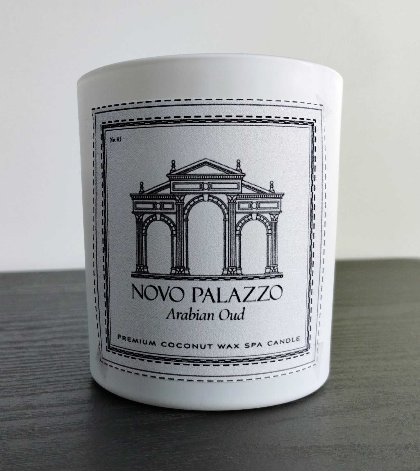 Arabian Oud Scented Candle 18oz